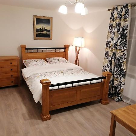 Dabrowka Apartment Nowy Sacz Ngoại thất bức ảnh
